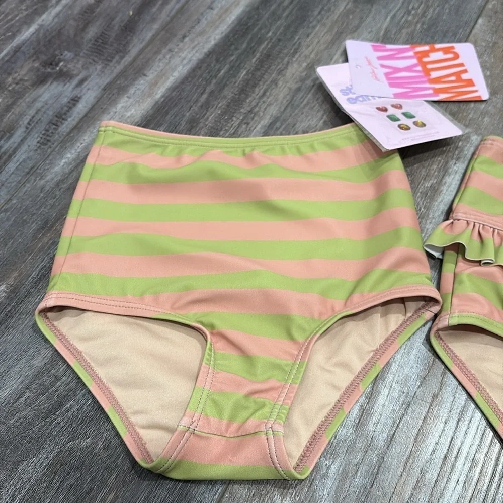Kortni jeane stripes bottom 2/3 NEW